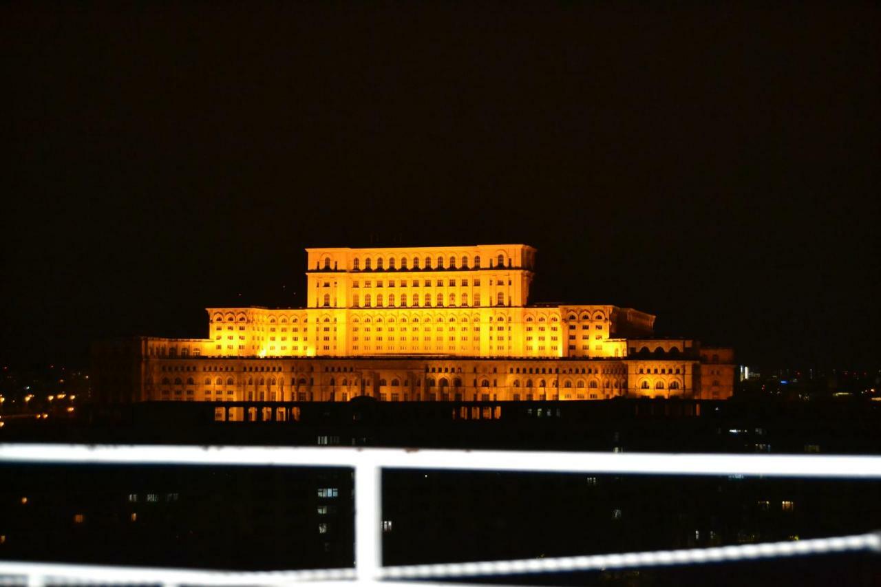 Panorama The Parliament Palace Бухарест Экстерьер фото